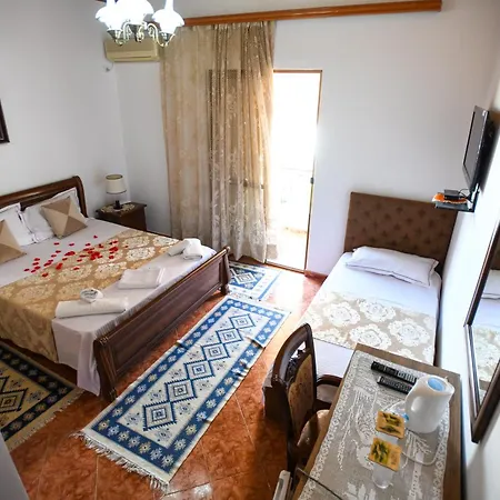 Rezidenca Aurel Center * Berat