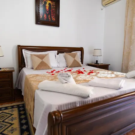 Rezidenca Aurel Villa *