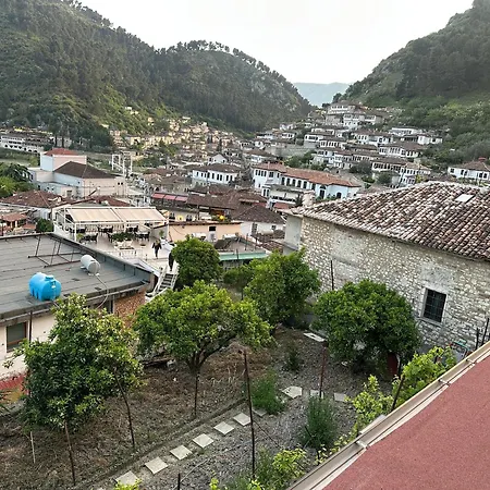 Rezidenca Aurel Villa Berat